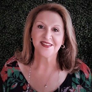 Meet your Posher, Posh